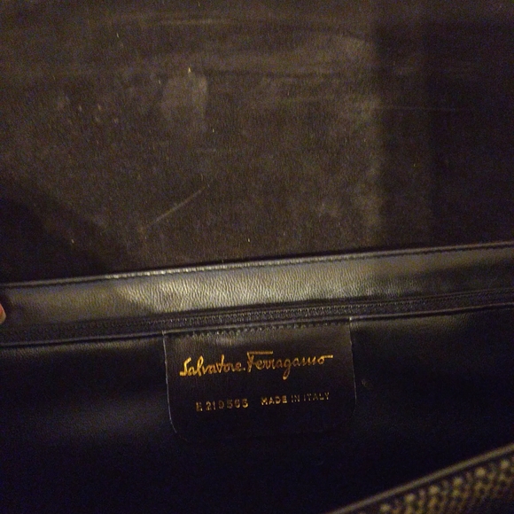 Salvatore Ferragamo evening purse - Picture 4 of 7